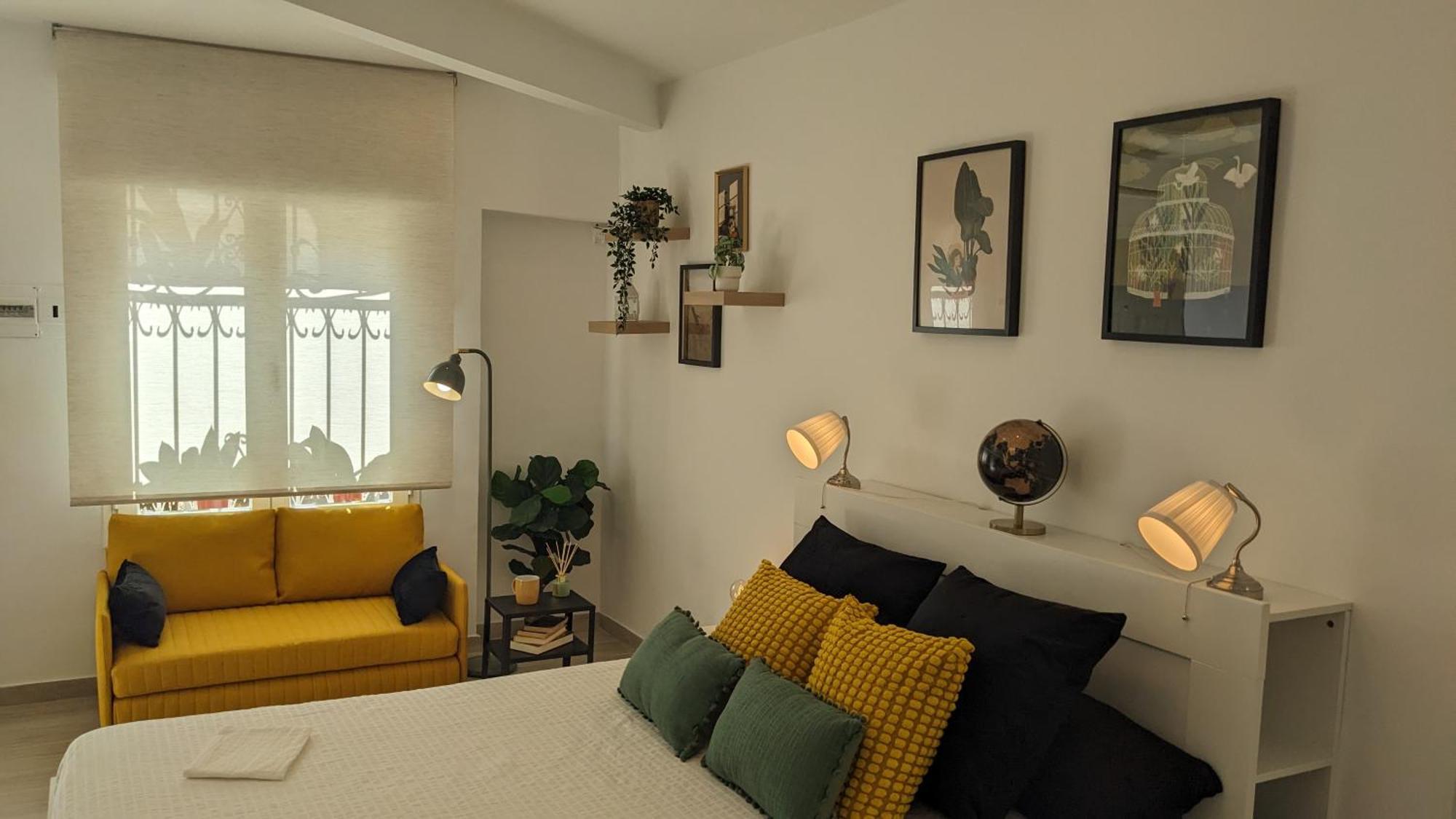 Estudio Con Piscina Y Parking, Playa A 4 Min A Pie, Tren A 2 Min ฟูเอนฮิโรลา ภายนอก รูปภาพ